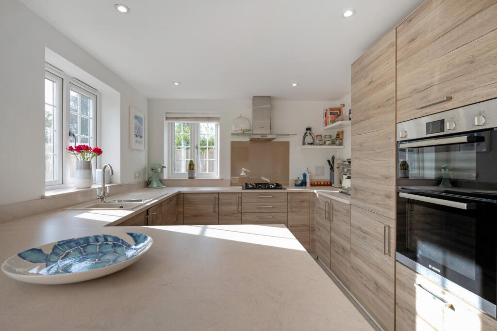 House in Fareham, Hampshire - View 4