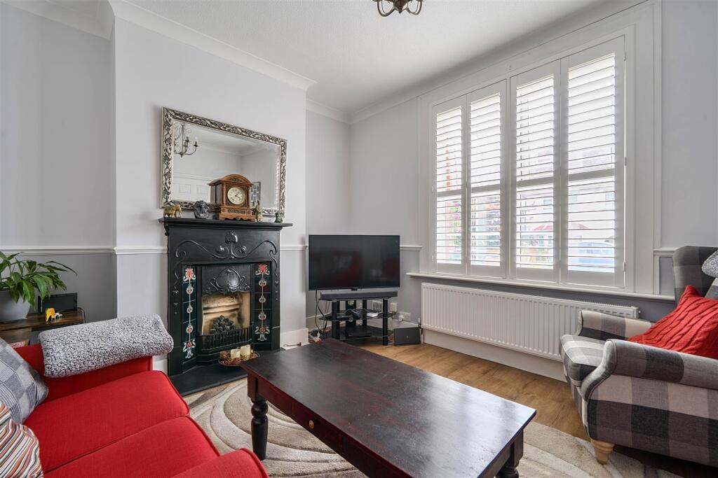 House in Brighton - View 5