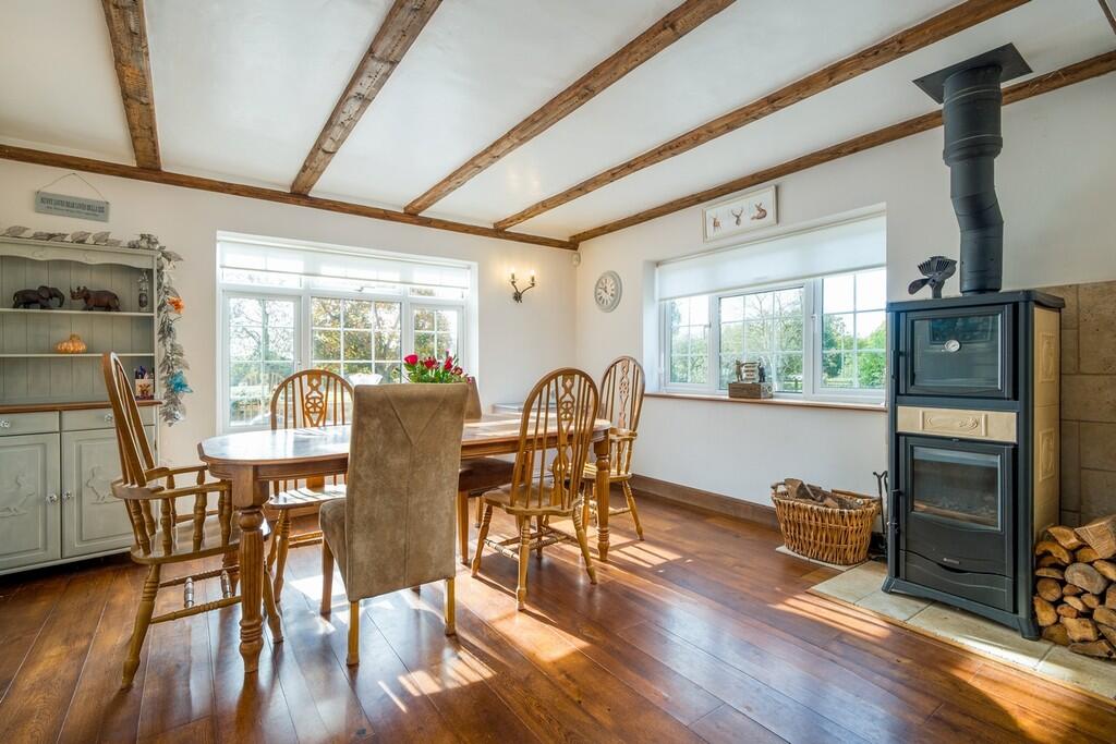 Hockham Road, Wretham photo 5