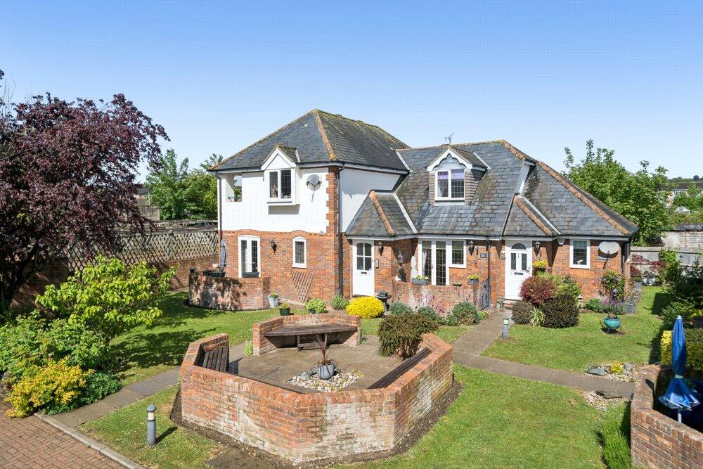 Main image of property: Dedmere Rise, Marlow, Buckinghamshire, SL7