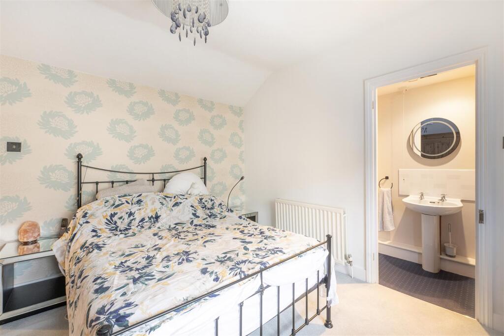 Additional image 7 of The Hill, Wheathampstead