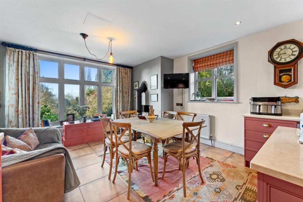 Congleton Road, Alderley Edge photo 4