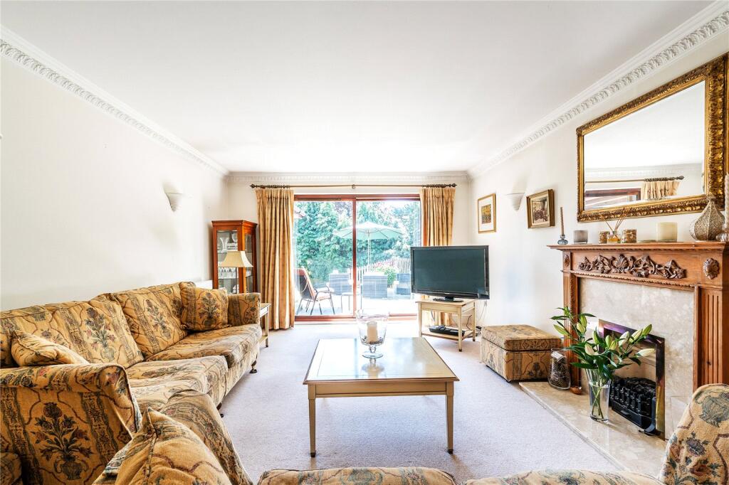 House in Redhill - View 3