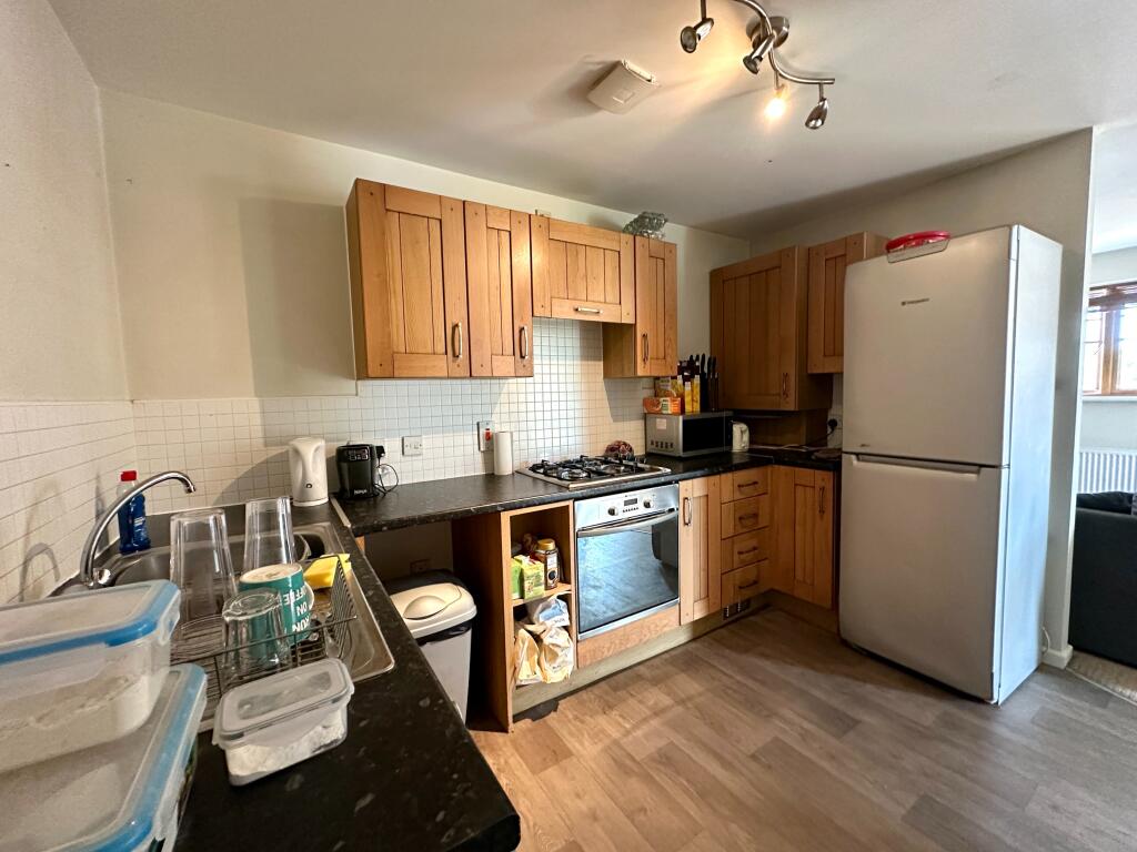 Apartment in Walsall, West Midlands - More