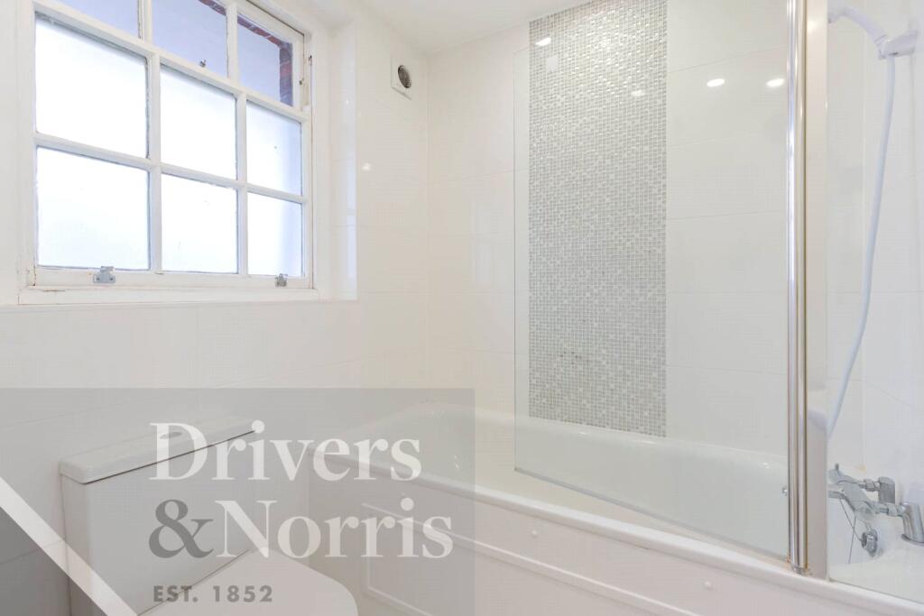 Apartment in London - More