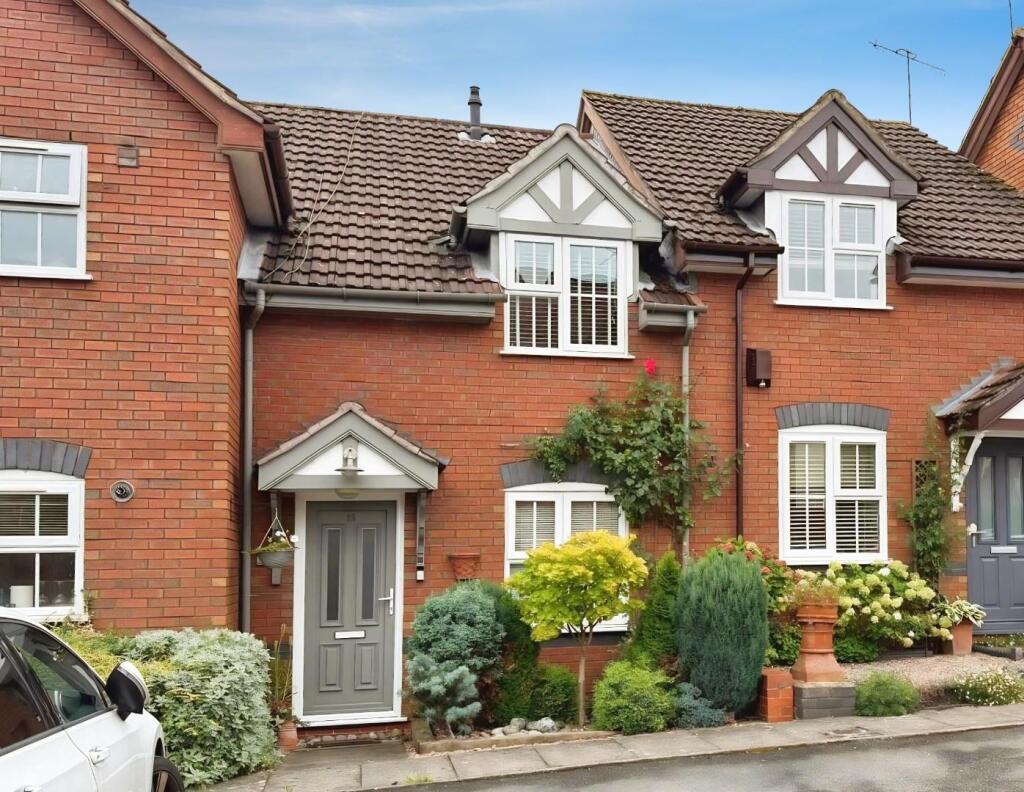 Main image of property: Wavytree Close, Warwick