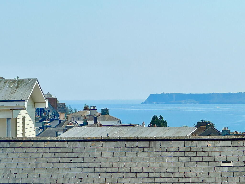 House in Torquay, Torre - View 2