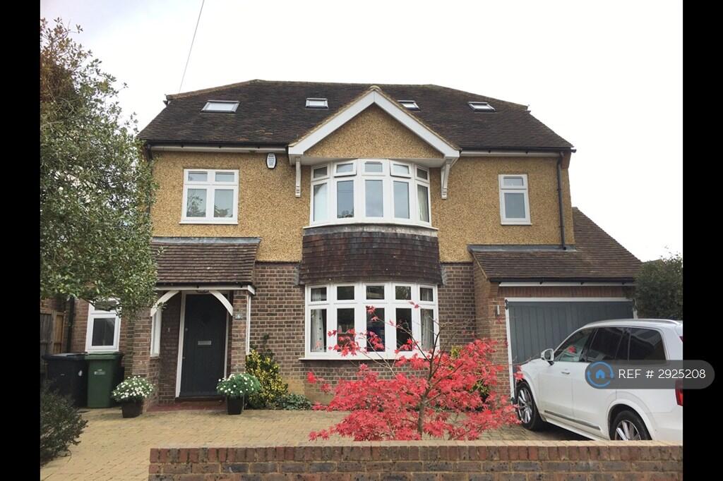 Main image of property: Fairmead Avenue, Harpenden, AL5