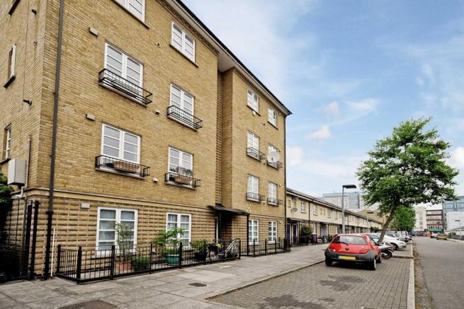 Main image of property: Hainton close, London