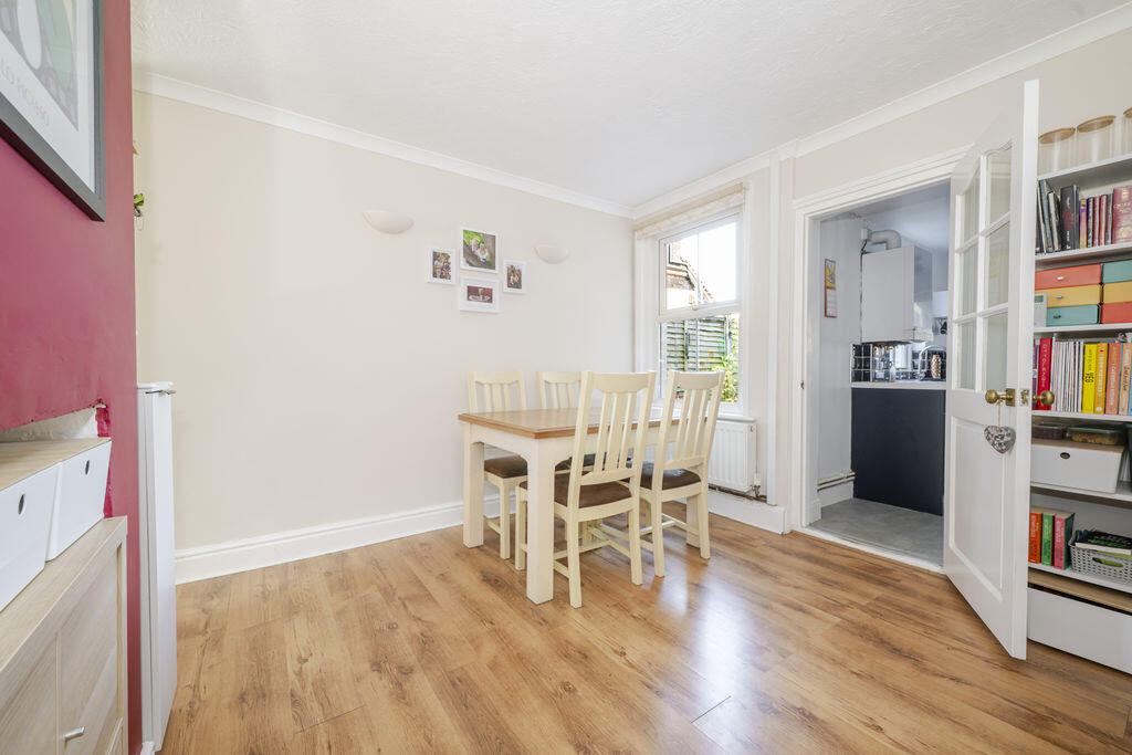 House in Wealden, Crowborough - More