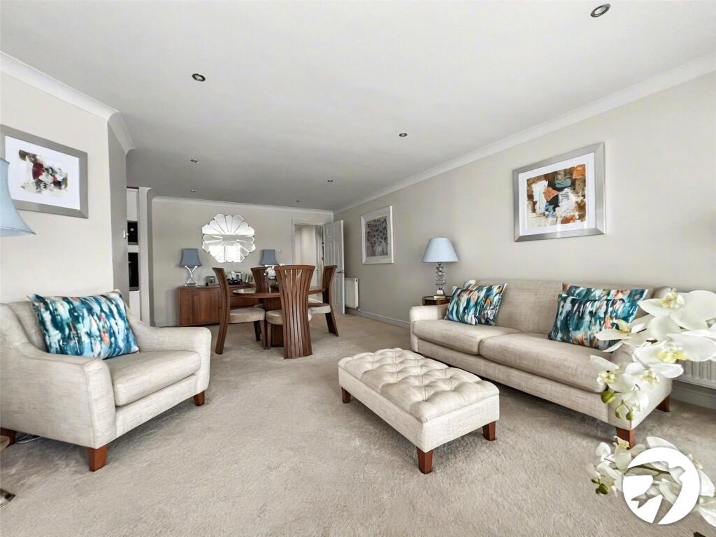 Apartment in Gillingham, Medway - View 3