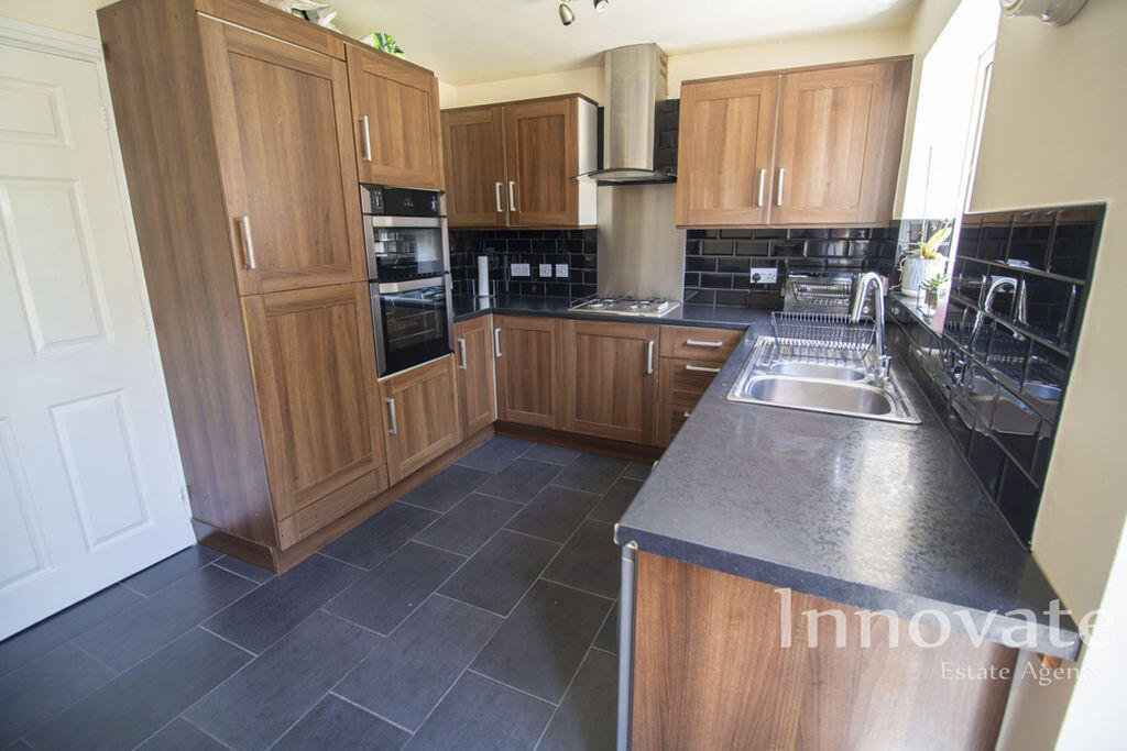 Wyvern Close, Oldbury photo 5