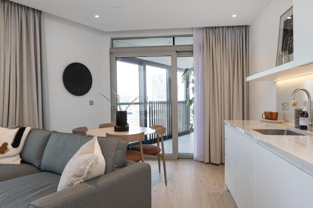 Main image of property: New Drum Street, Aldgate, London, E1