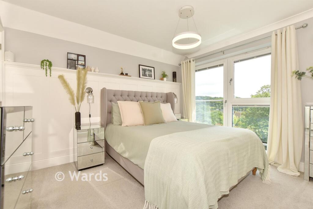 House in Canterbury - View 3