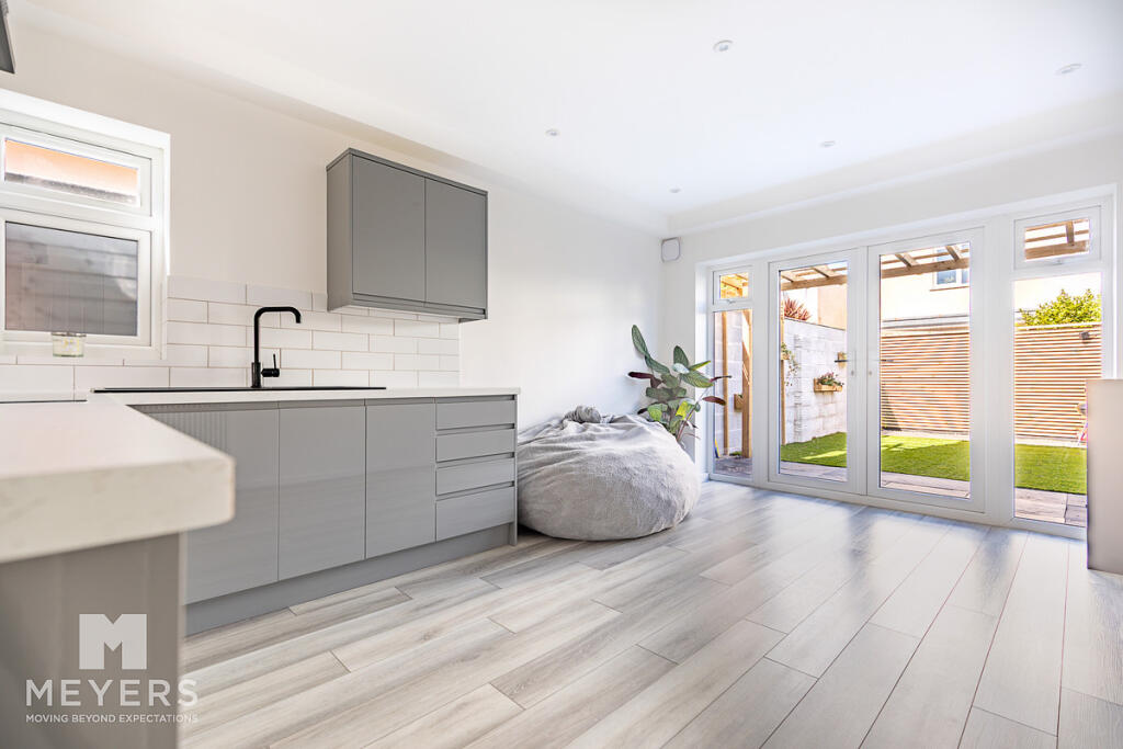House in Bournemouth, Springbourne - View 2