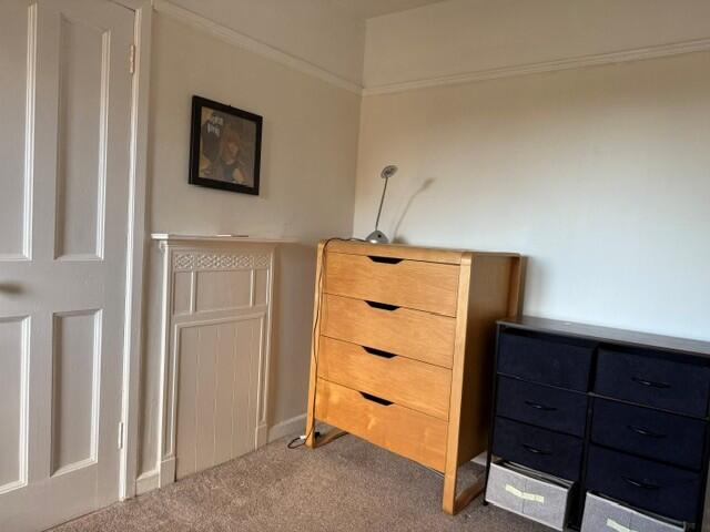 House in Kirkcaldy - More