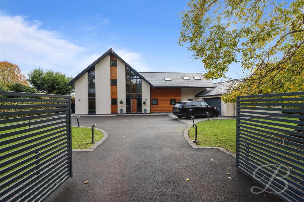 5-bed detached on May Lodge Drive, Rufford, Newark, £1,200,000