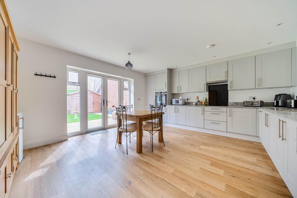 House in Bromham, Bedford - View 3