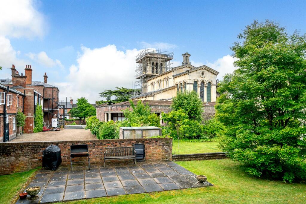 Apartment in St Albans, Townsend - View 5