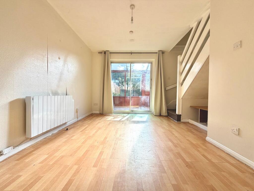 House in Milton Keynes, Bradwell - View 5