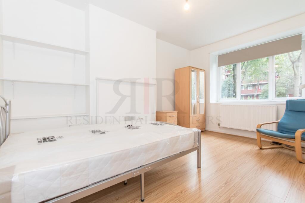 House in Rainham, Orchard Village, South Hornchurch - View 3