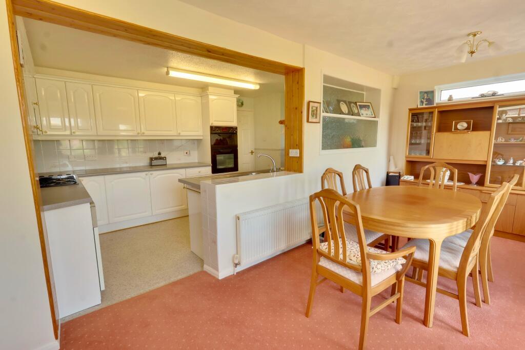 House in Clanfield - View 4
