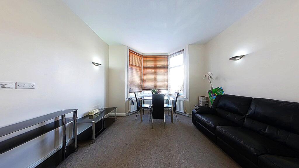 Hindes Road, Harrow, Middlesex, HA1 photo 4