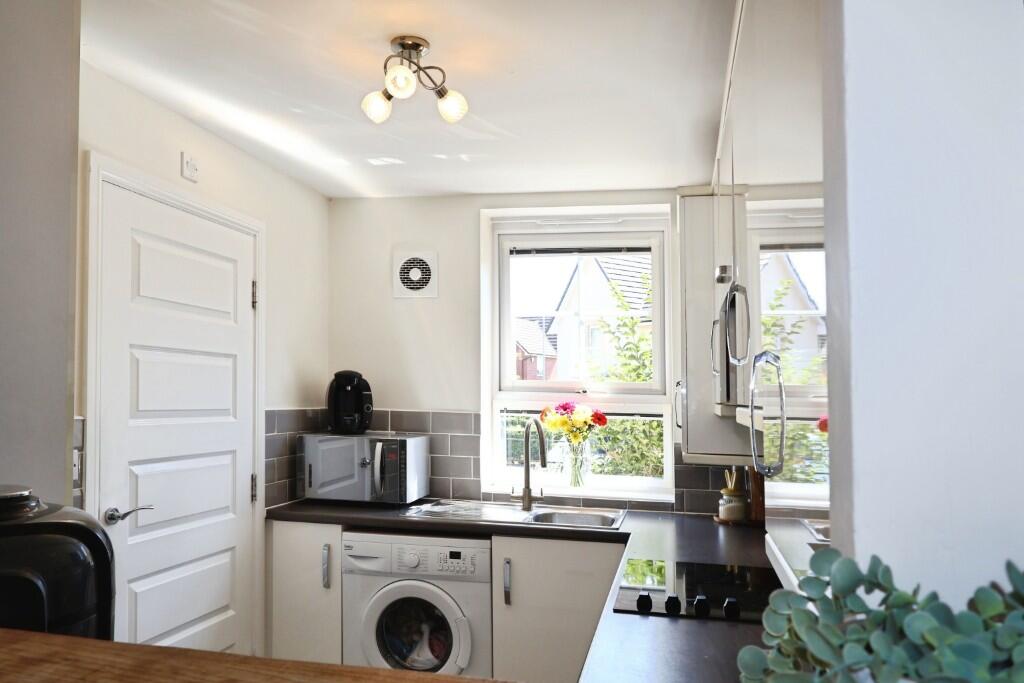 House in Fylde, Bryning-with-Warton - More
