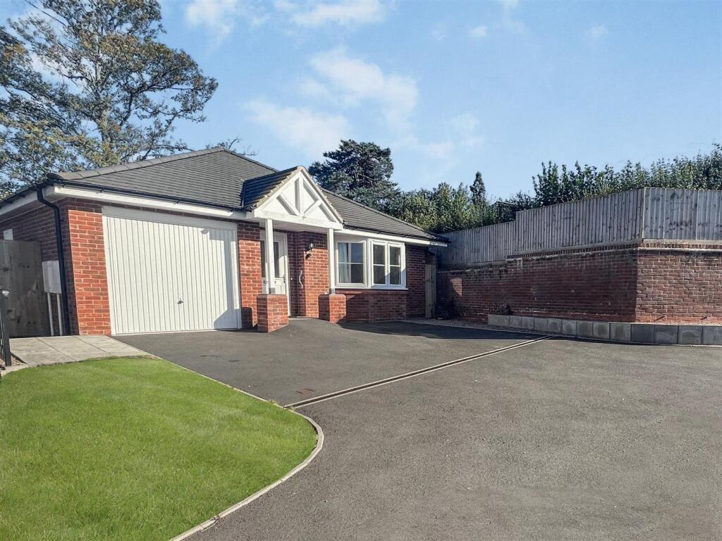 2-bed detached on 36, Wray Drive, Pontesbury, Shrewsbury, £340,000