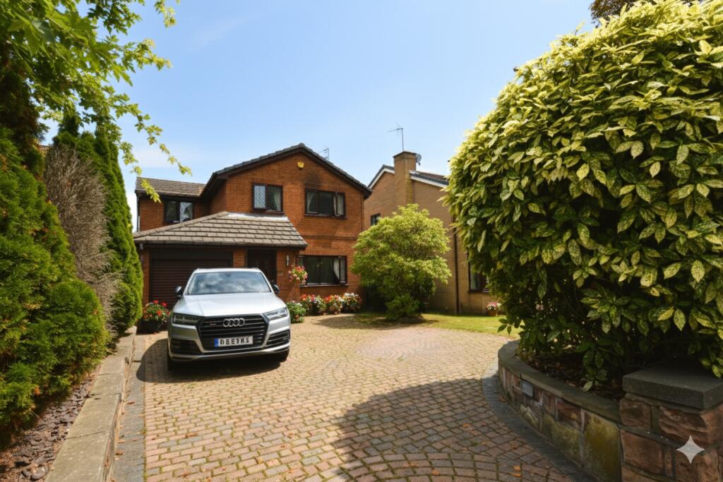 Main image of property: Hornby Lane, Liverpool