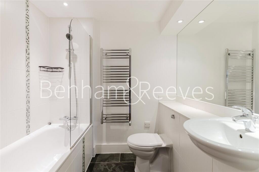 Apartment in London - View 2