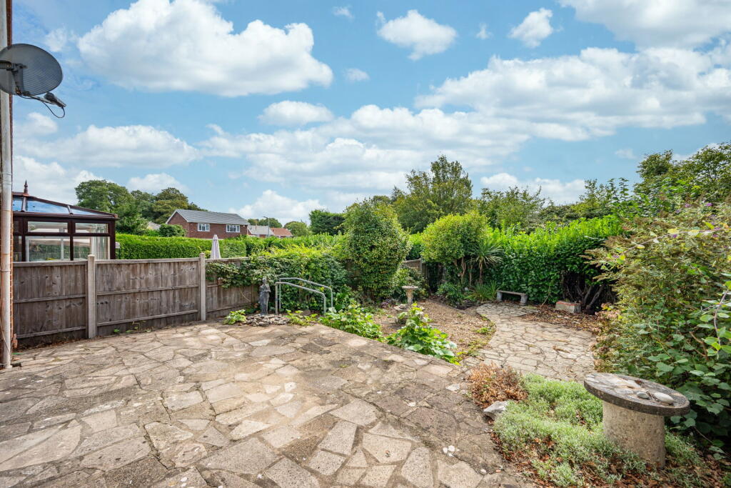 House in Newport - View 3