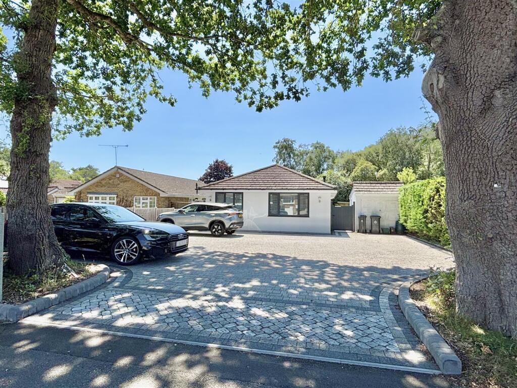 Sandy Lane, Upton, Poole