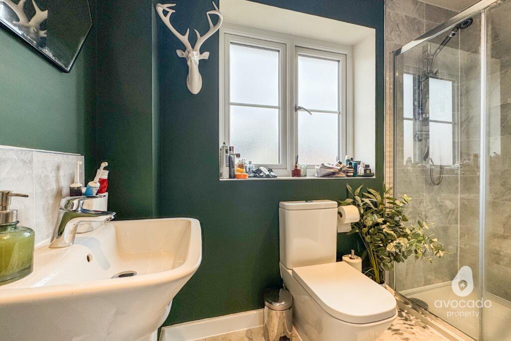 House in Shinfield, Ryeish Green - View 6