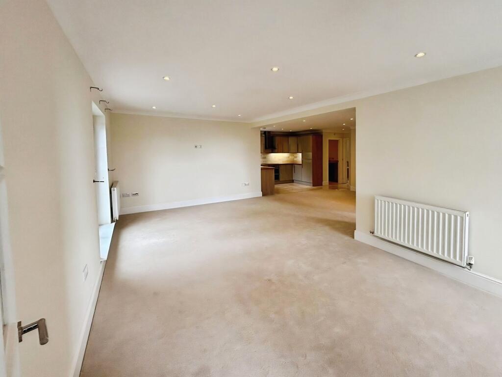 Apartment in Llanmartin, Llanbeder, Langstone - View 3