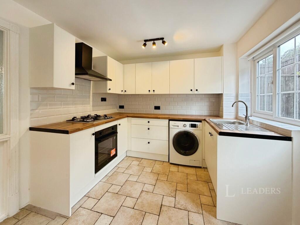 House in Gedling - View 2