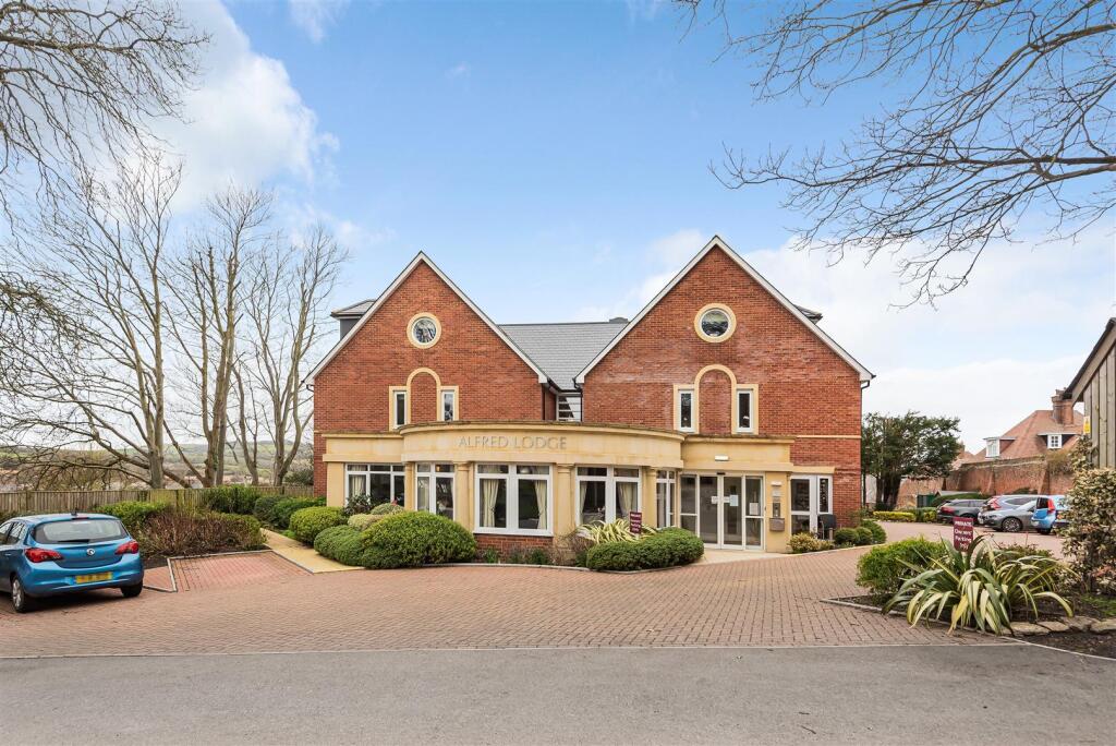 1-bed other on Alfred Lodge, Bridport, Dorset, £238,000