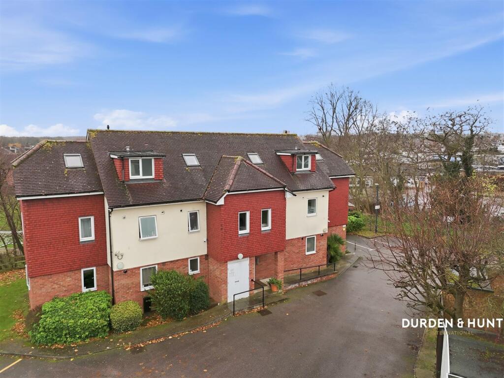 Main image of property: Lime Tree Close, South Woodford, E18