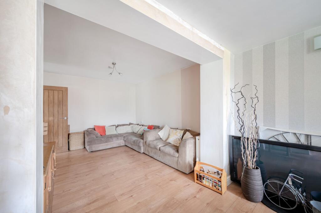 Greenwood Close, North Bersted, Bognor Regis, PO22 photo 4