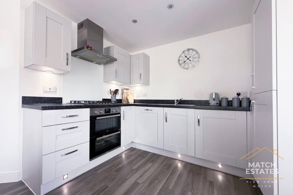 House in Folkestone, Golden Valley, Sandgate - View 4
