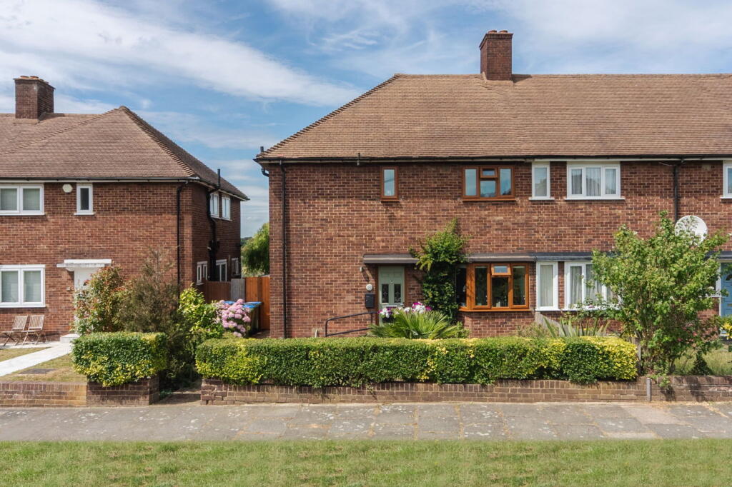 Main image of property: William Barefoot Drive, Eltham, SE9 3HU