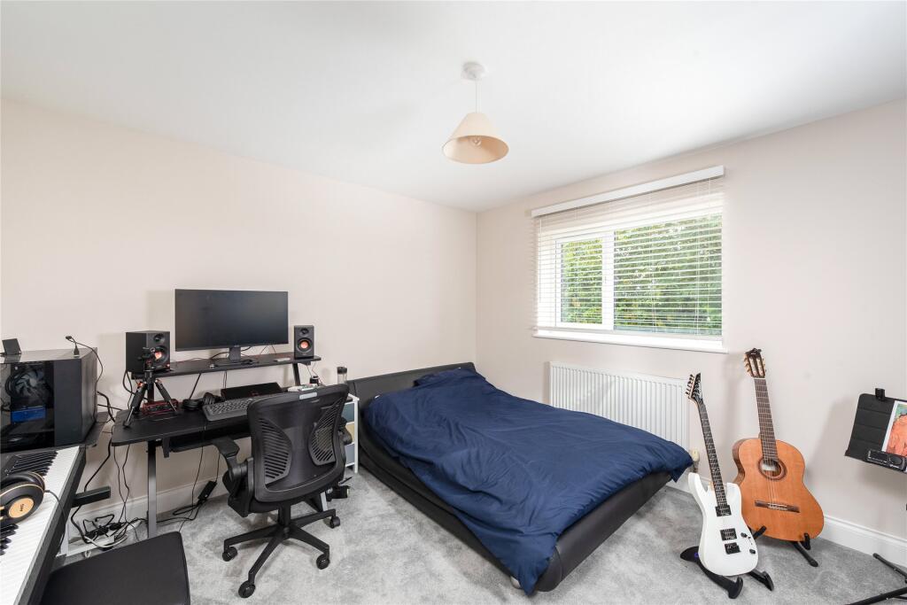 Wolverton Road, Castlethorpe, Milton Keynes, Buckinghamshire, MK19 - More