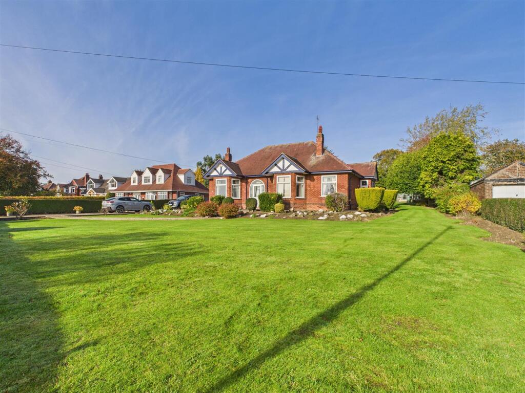 Main image of property: Ferriby High Road, North Ferriby