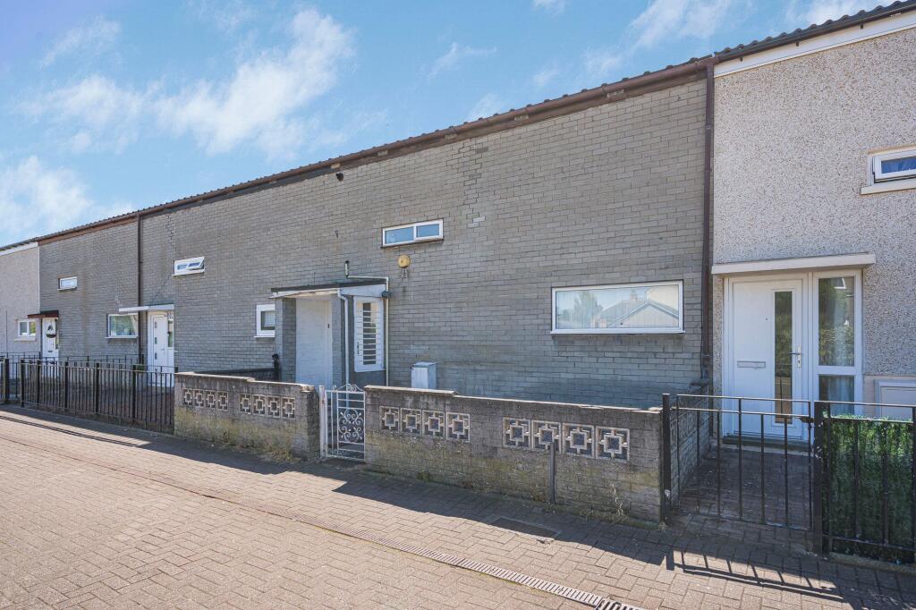 Main image of property: Loanhead Avenue, Grangemouth, FK3