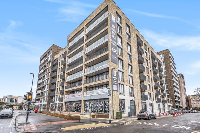 Main image of property: High Street, Staines-upon-Thames, TW18