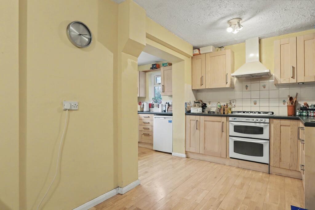 House in Cherwell, Bloxham - View 4