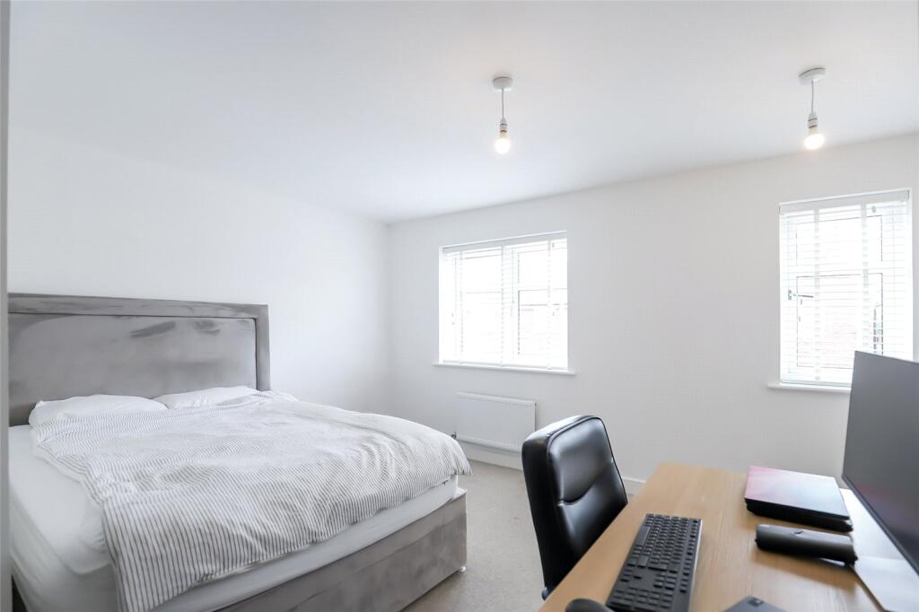 House in St Albans, Sandridge - View 6