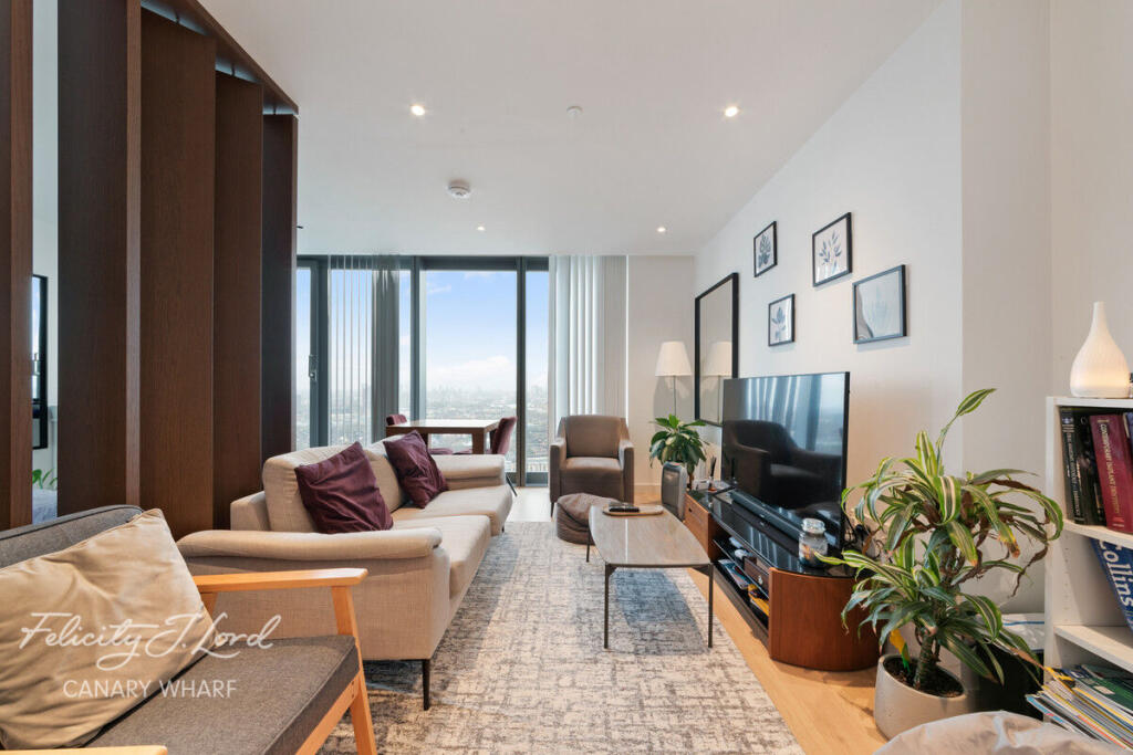 Main image of property: Landmark Pinnacle, Marsh Wall, London