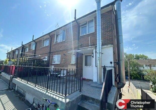 Rear of Property Maisonette ii.jpg