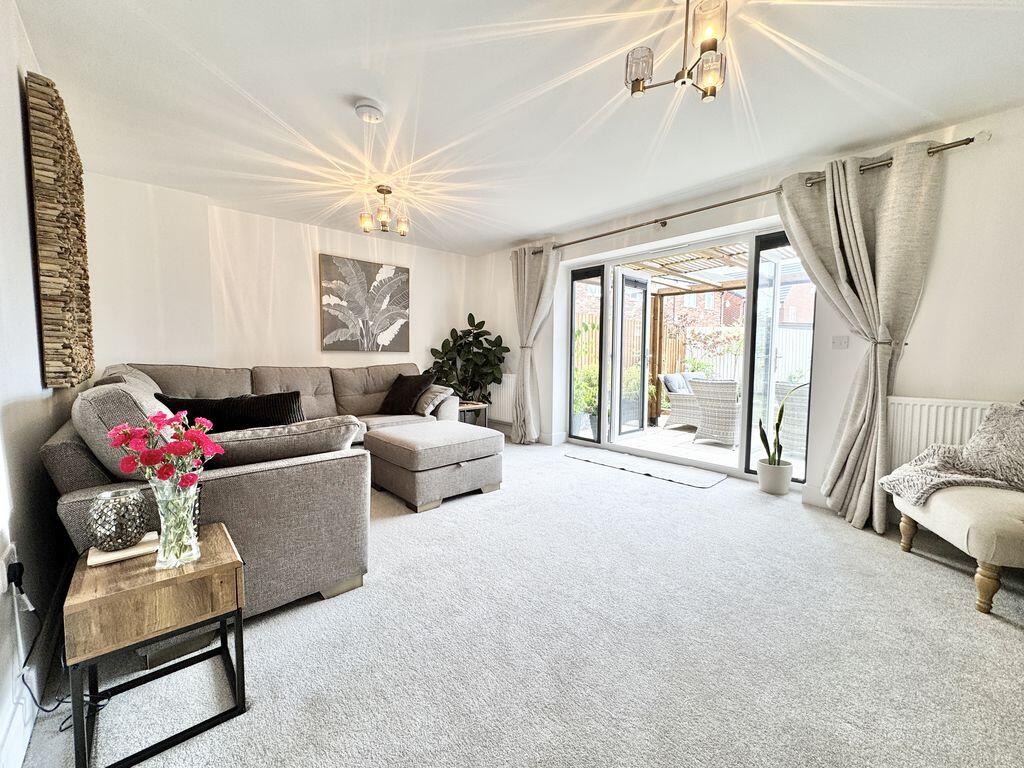 House in Hinckley and Bosworth, Markfield - View 2